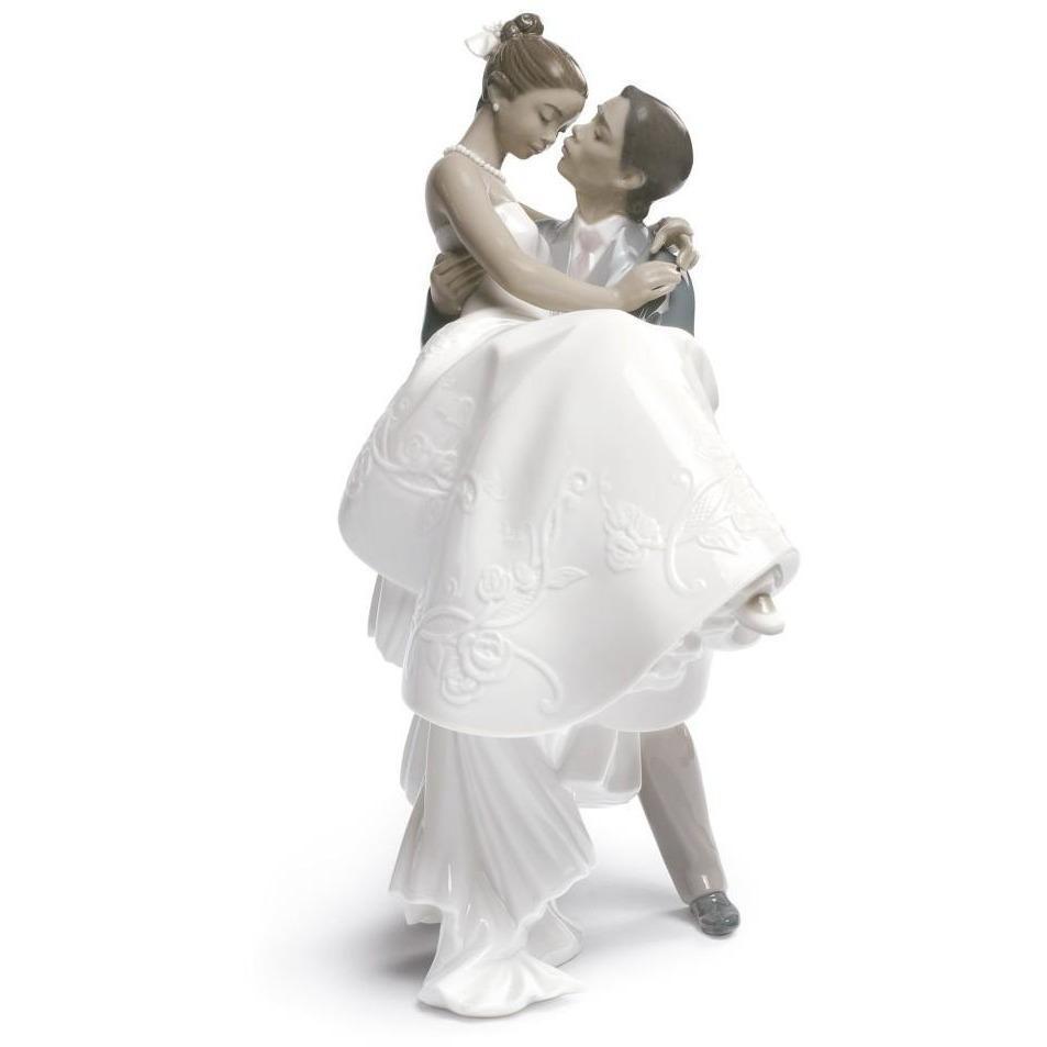 Lladro The Happiest Day Figurine 01009210