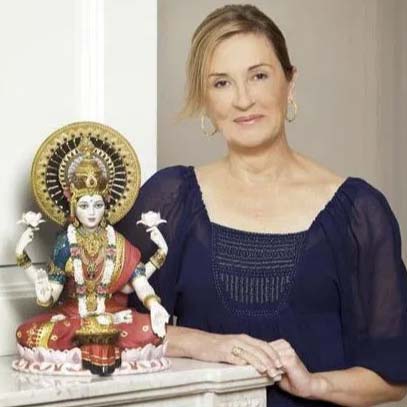 Rosa Lladro | An Unbreakable Faith