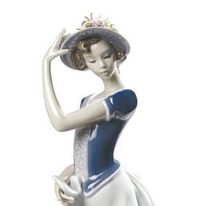 Lladro Beautiful Women Figurines