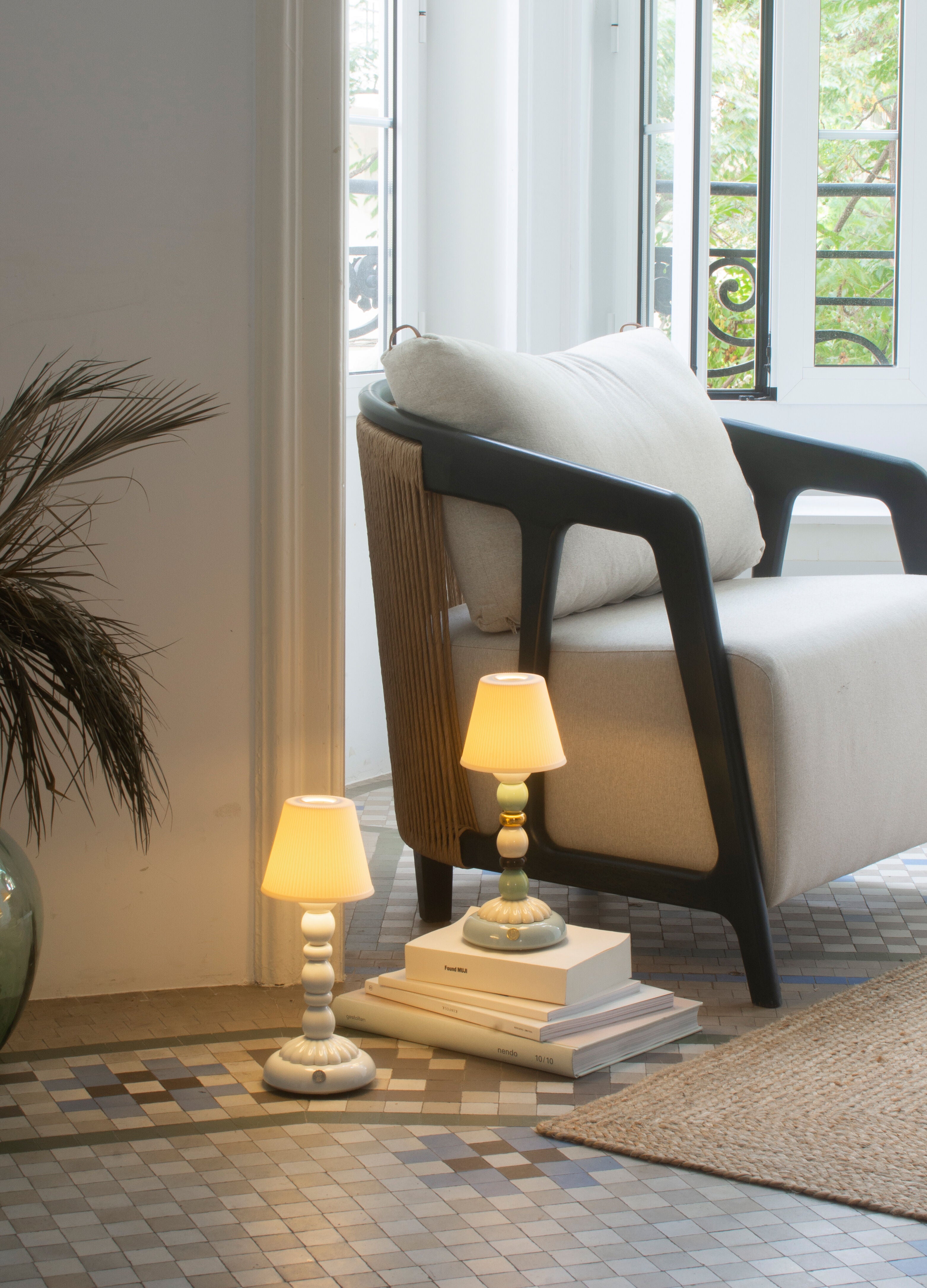 Lladro Lotus Firefly Golden Fall Table Lamp Green and Blue