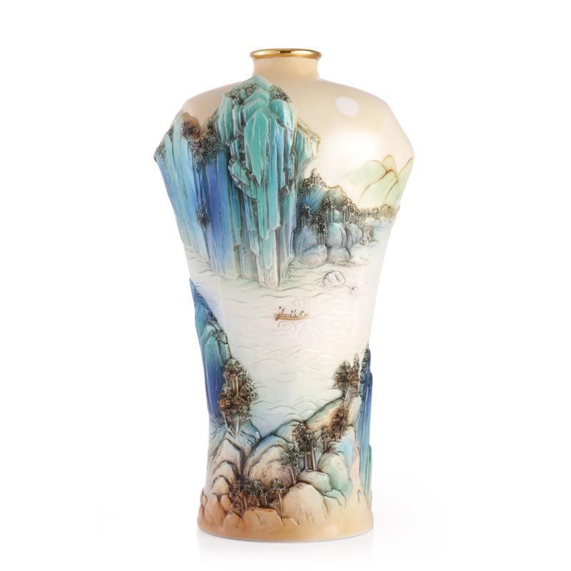 Franz Collection The Red Cliffs Vase FZ03389