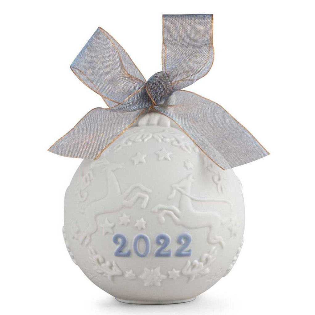 Lladro 2022 Christmas Ball 01018466