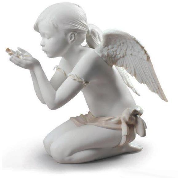Lladro A Fantasy Breath Figurine 01009223