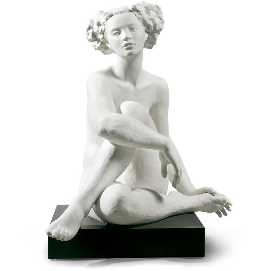 Lladro Essence Of A Woman Figurine 01009176