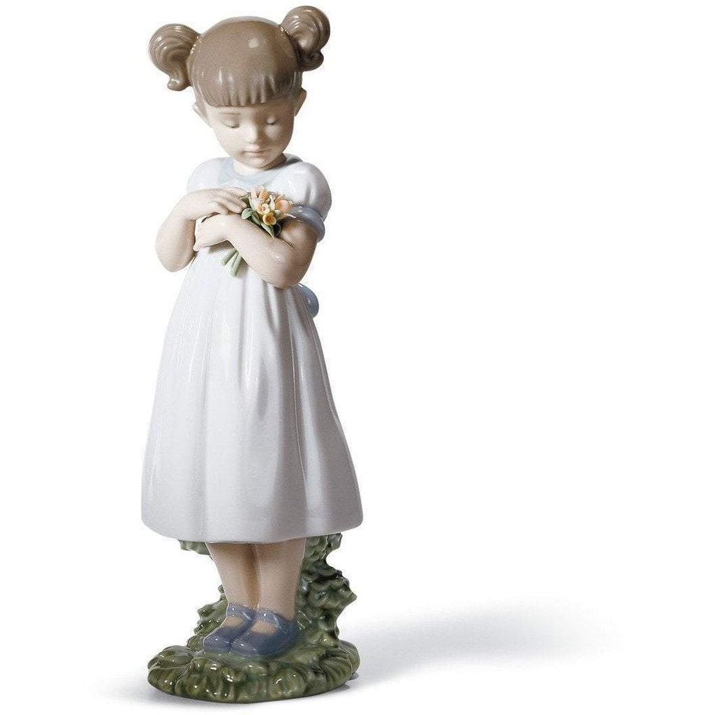 Lladro Flowers For Mommy Figurine 01008021