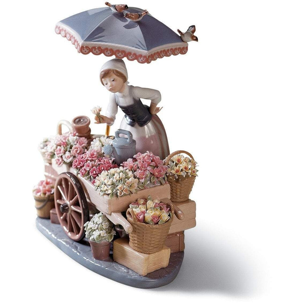 Lladro Flowers Of The Season Figurine 01001454