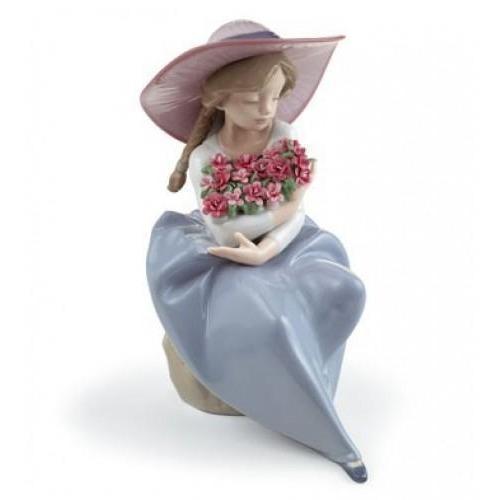 Lladro Fragrant Bouquet Carnations Figurine 01007215