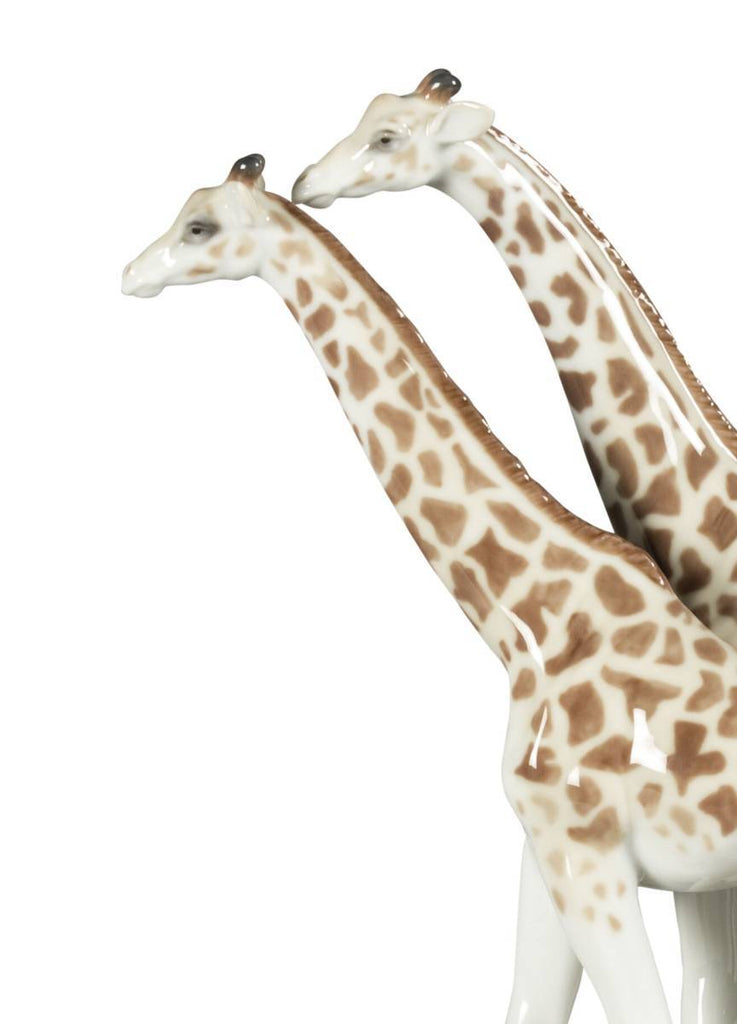 Lladro Giraffes Sculpture 01009389