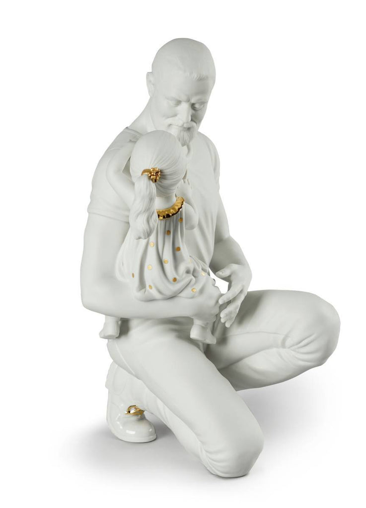 Lladro In Daddy's Arms Figurine White & Gold 01009392