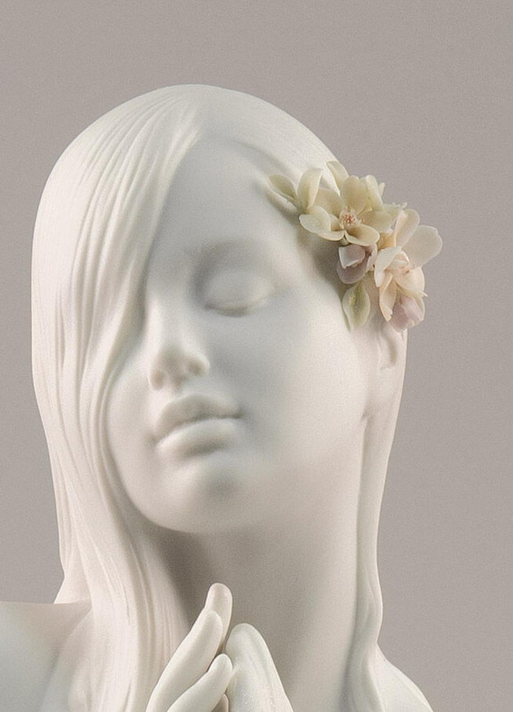 Lladro Inner Peace Figurine 01009487