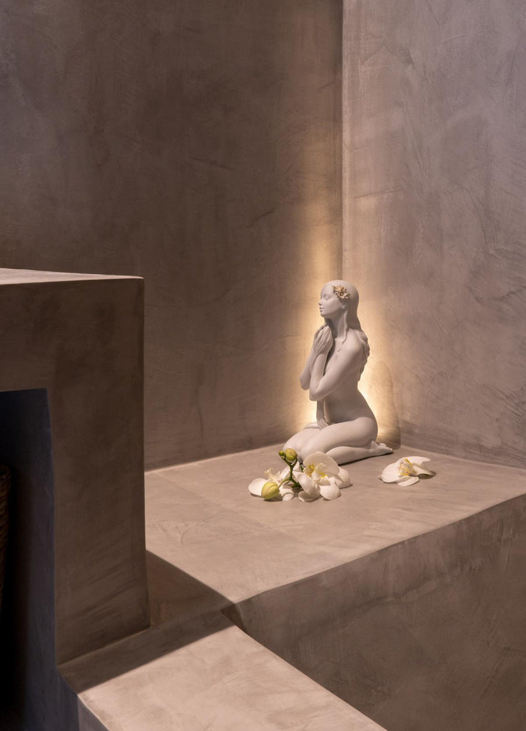Lladro Inner Peace Figurine 01009487