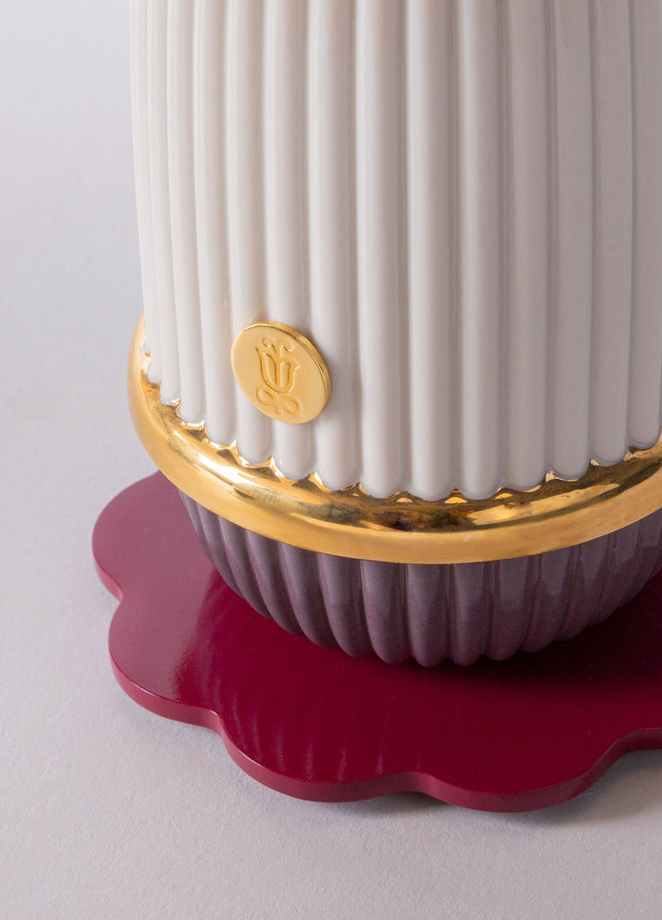 Lladro Kokeshi Lamp Cream Figurine 01024148