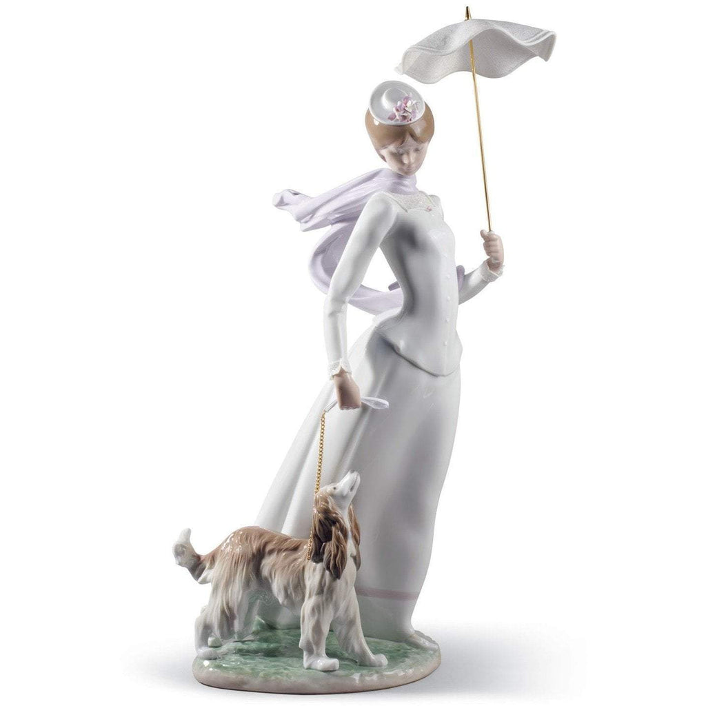 Lladro Lady With Shawl Figurine 01008679