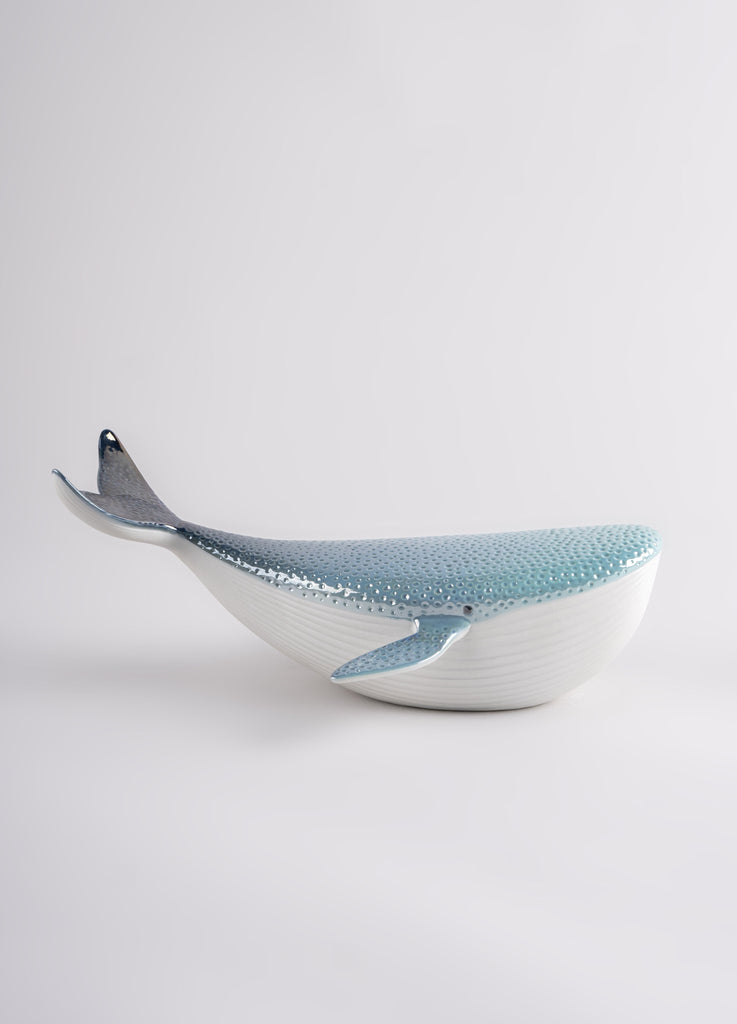 Lladro Little Whale Figurine 01009570