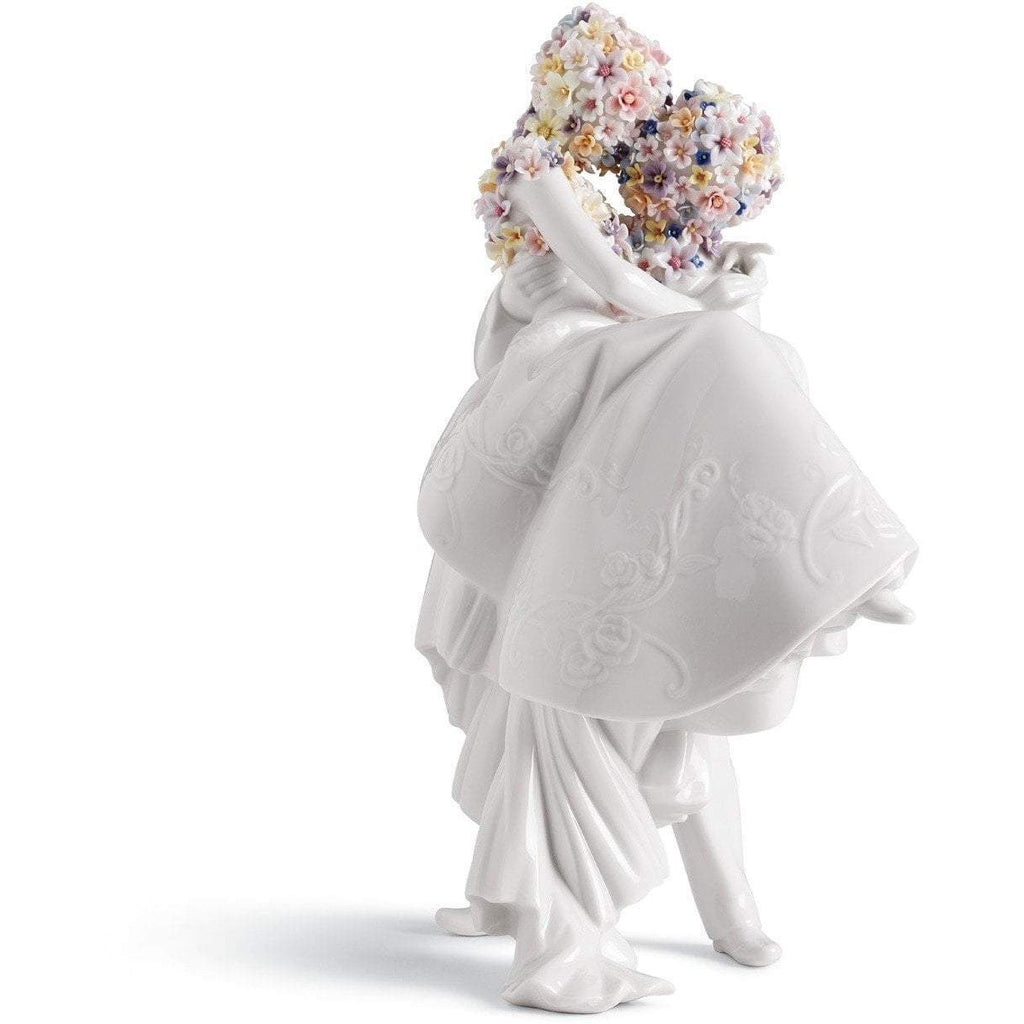 Lladro Love II Figurine 01007232