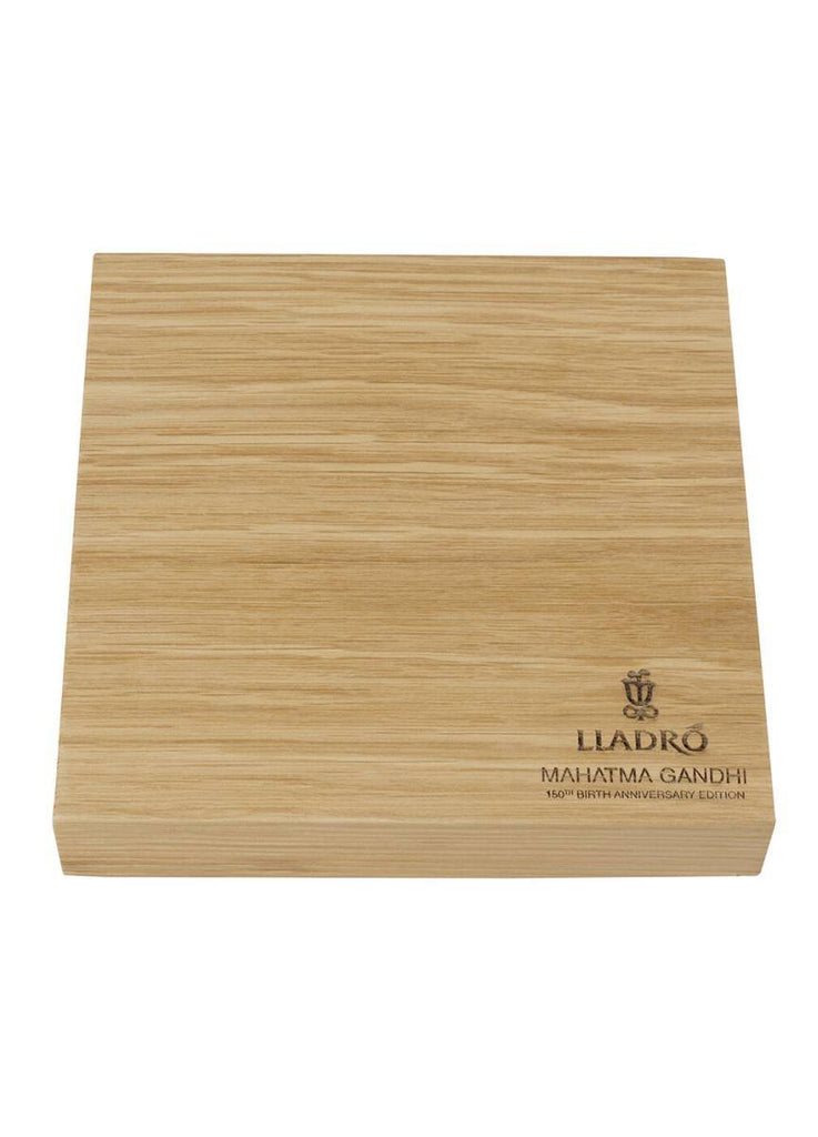 Lladro Mahatma Gandhi Figurine 150Th Birth Anniversary 01009379