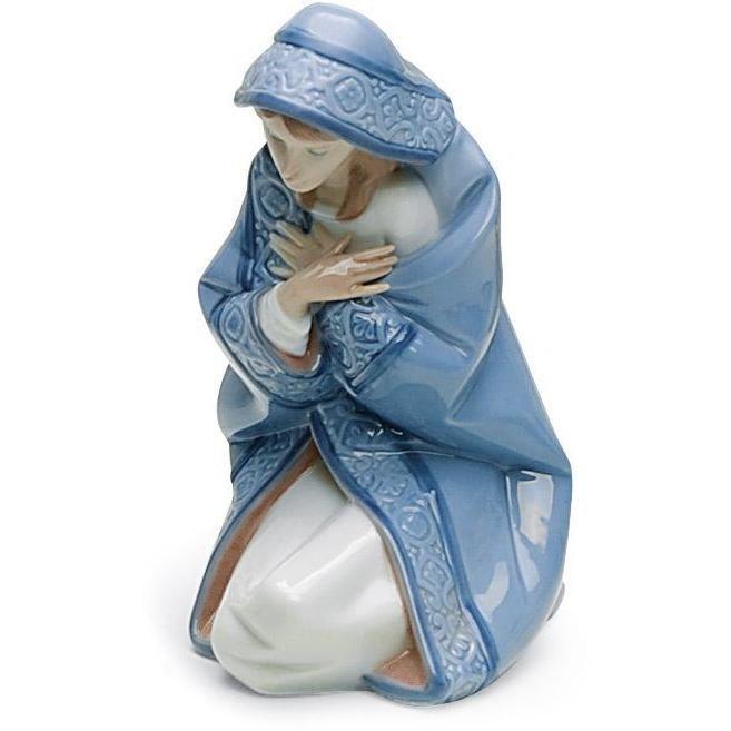 Lladro Mary Figurine 01005477