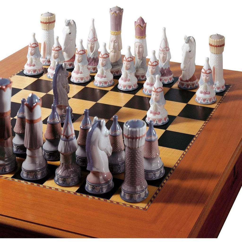 Lladro Medieval Chess Set Board Box Included 01006333