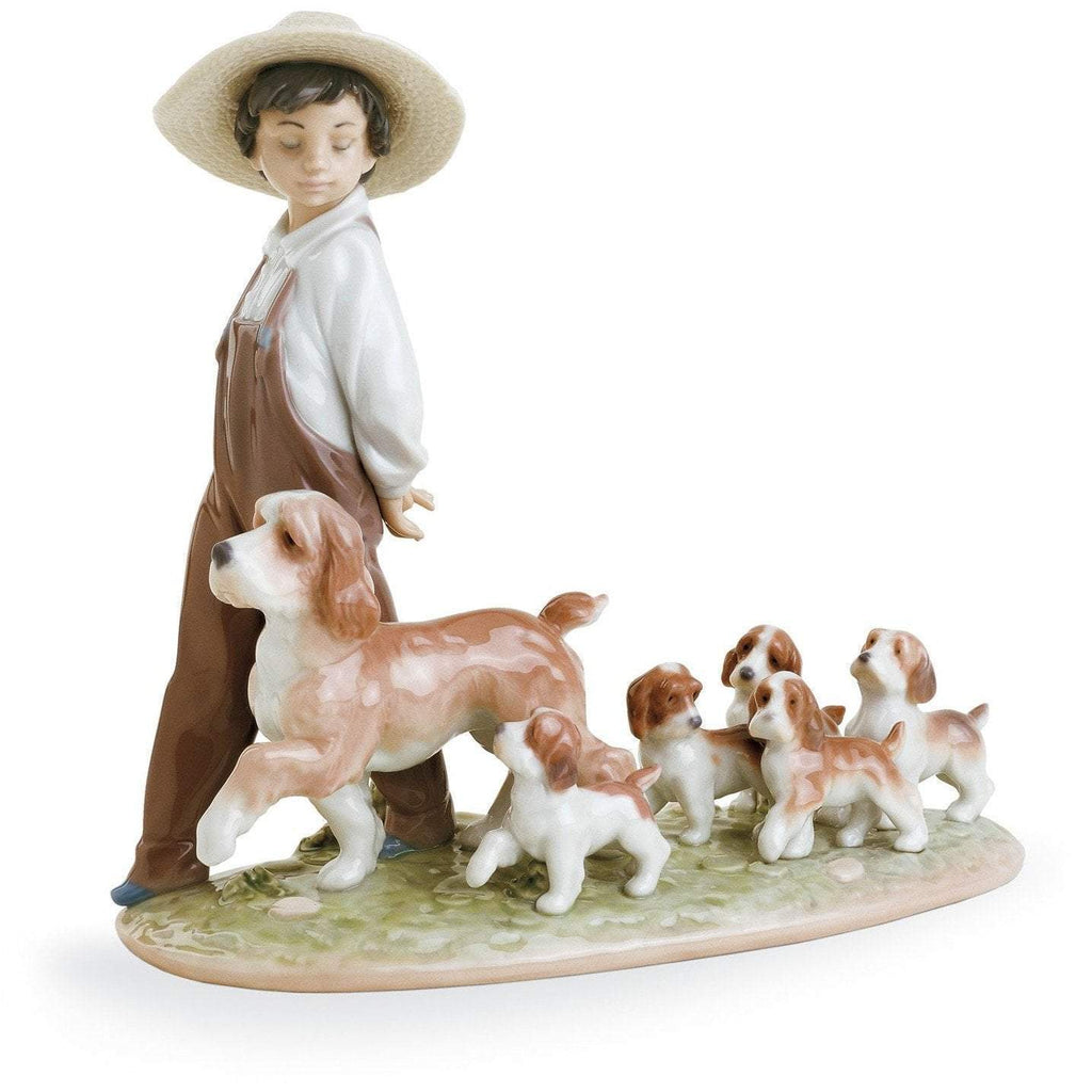 Lladro My Little Explorers Figurine 01006828
