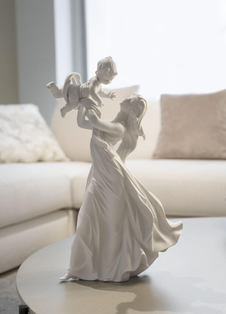 Lladro My Little Sweetie Matte White Figurine 01009430