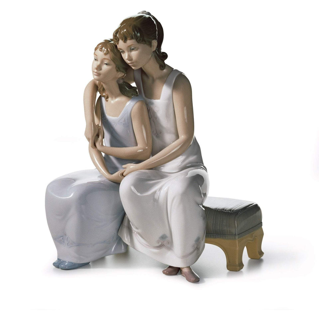 Lladro My Sister, My Friend Figurine 01006901