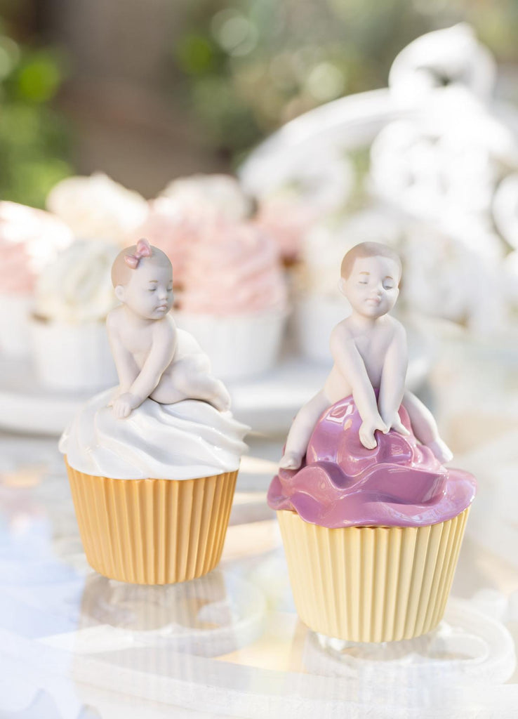Lladro My Sweet Cupcake Girl Figurine 01009445