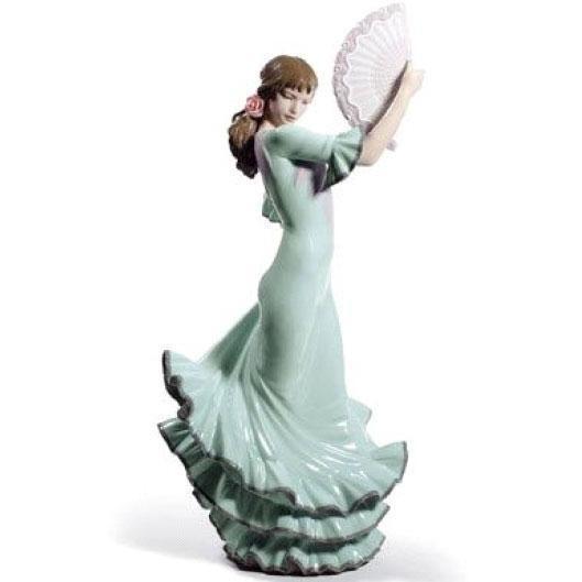Lladro Passion And Soul Figurine 01008685