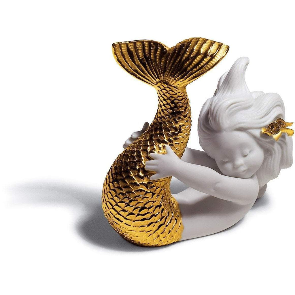 Lladro Playing at Sea Golden Re Deco Figurine 01008559