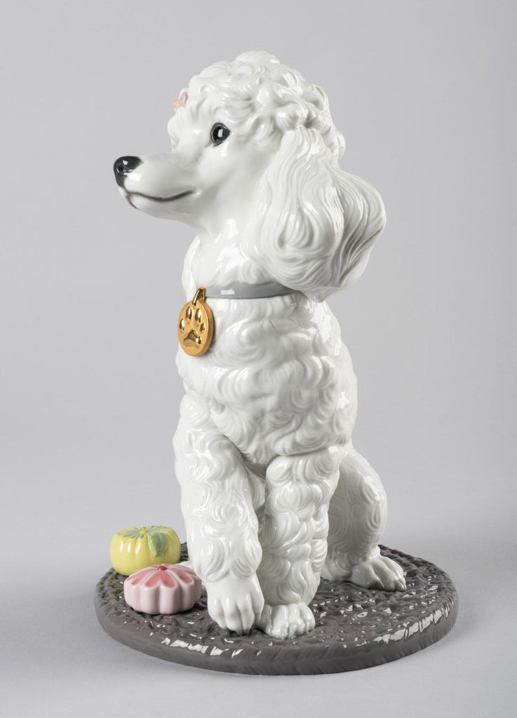 Lladro Poodle With Mochis Figurine 01009472