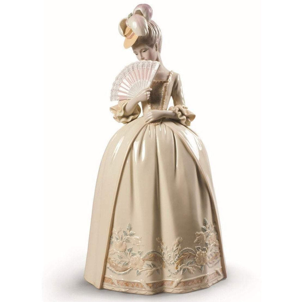 Lladro Porcelain Kisses Beige Figurine 01009200