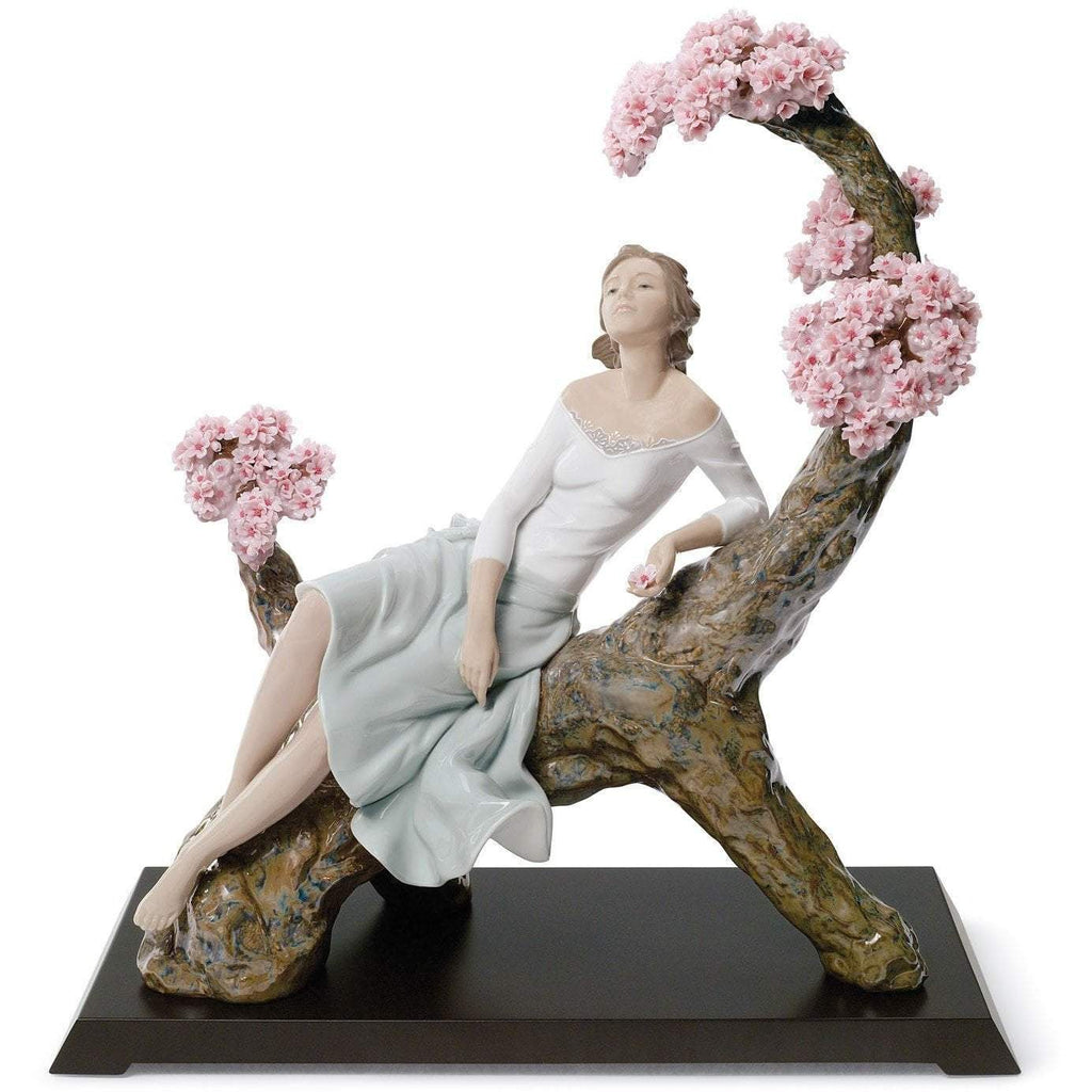 Lladro Sweet Scent Of Blossoms Figurine 01008360