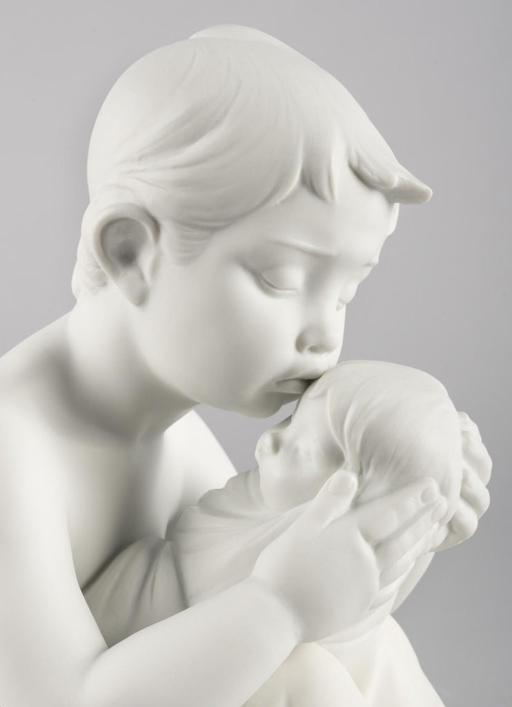 Lladro Welcome Home Figurine 01009455