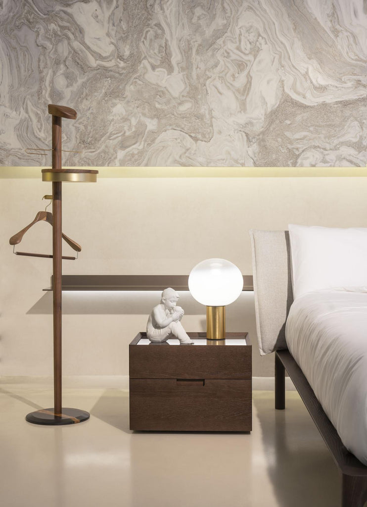 Lladro Welcome Home Figurine 01009455