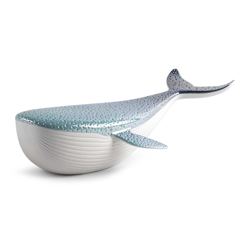 Lladro Whale Figurine 01009569